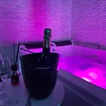 Konukevi Qt & Luxury Roma