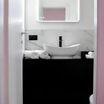 Konukevi Qt & Luxury 4*
